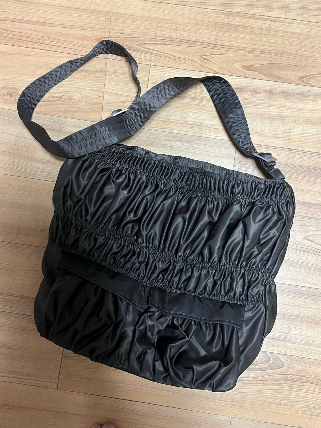 얀시시 페어리 호보백 브라운 상품이미지1