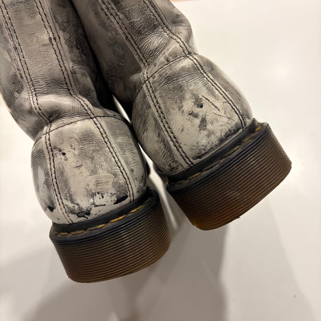 [280] 닥터마틴 1460 8홀 워커 부츠 페인트 워싱 상품이미지4