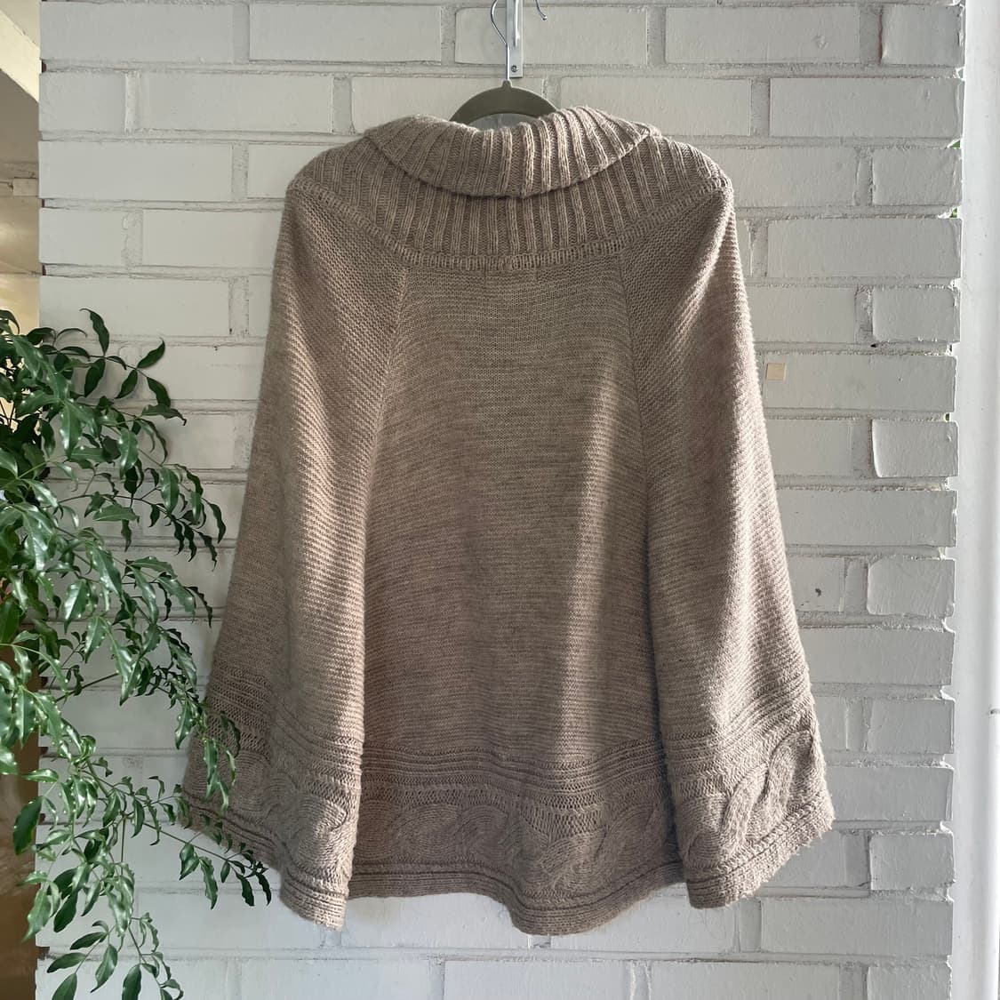 버버리 베이지 니트 케이프 상품이미지5