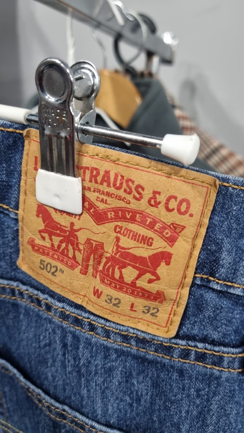 levis 502 쿨소재 여름전용 데님팬츠 (32) 3번내외착용 상품이미지4