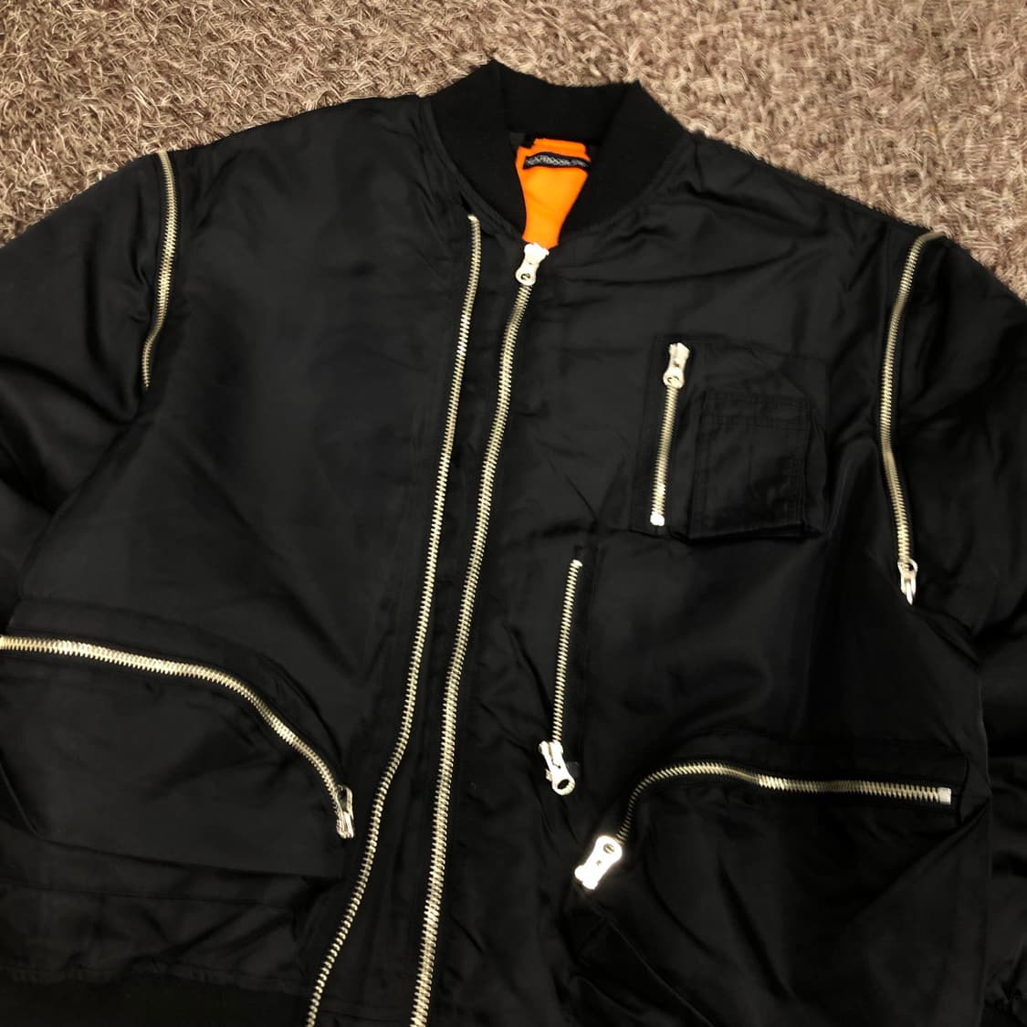 넥스트도어립스 Half N Half MA-1 봄버 마원 항공점퍼 상품이미지2