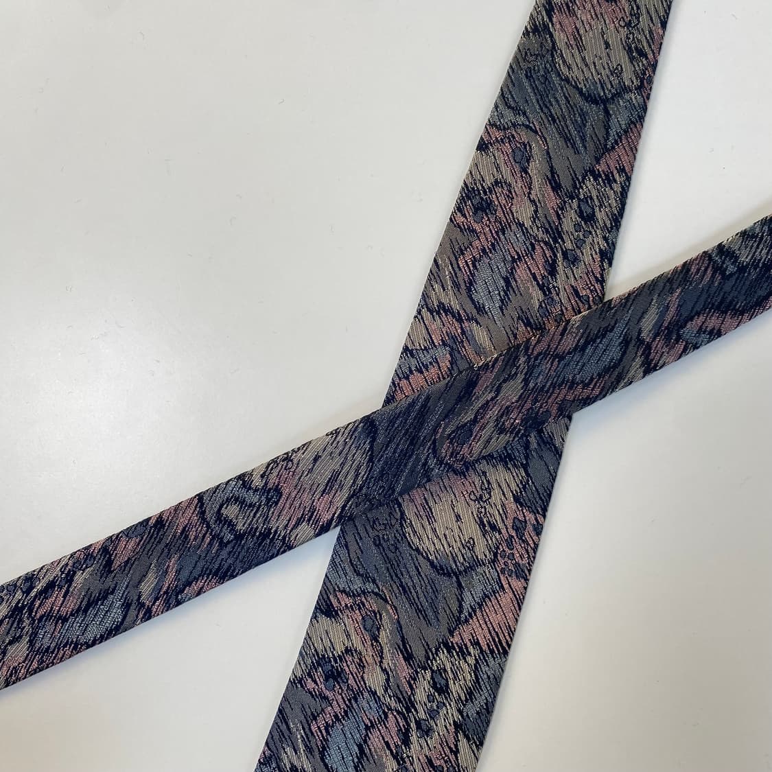 입생로랑(YSL) 명품 정품 심플로고 넥타이 상품이미지4