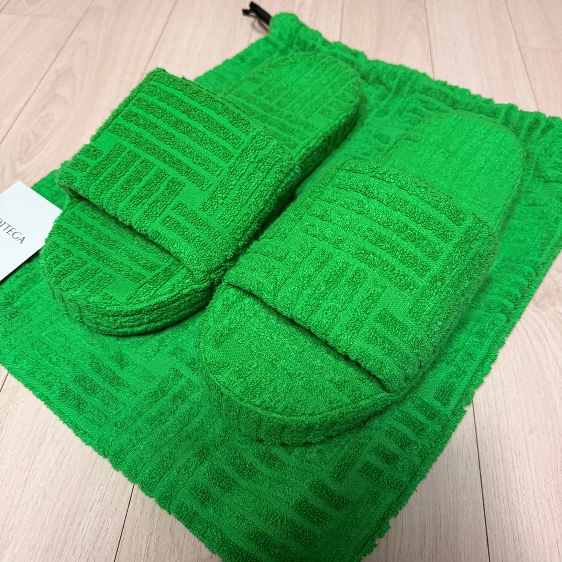 BOTTEGA VENETA 보테가베네타 리조트 슬리퍼(맨발착용시 좋음) 상품이미지3