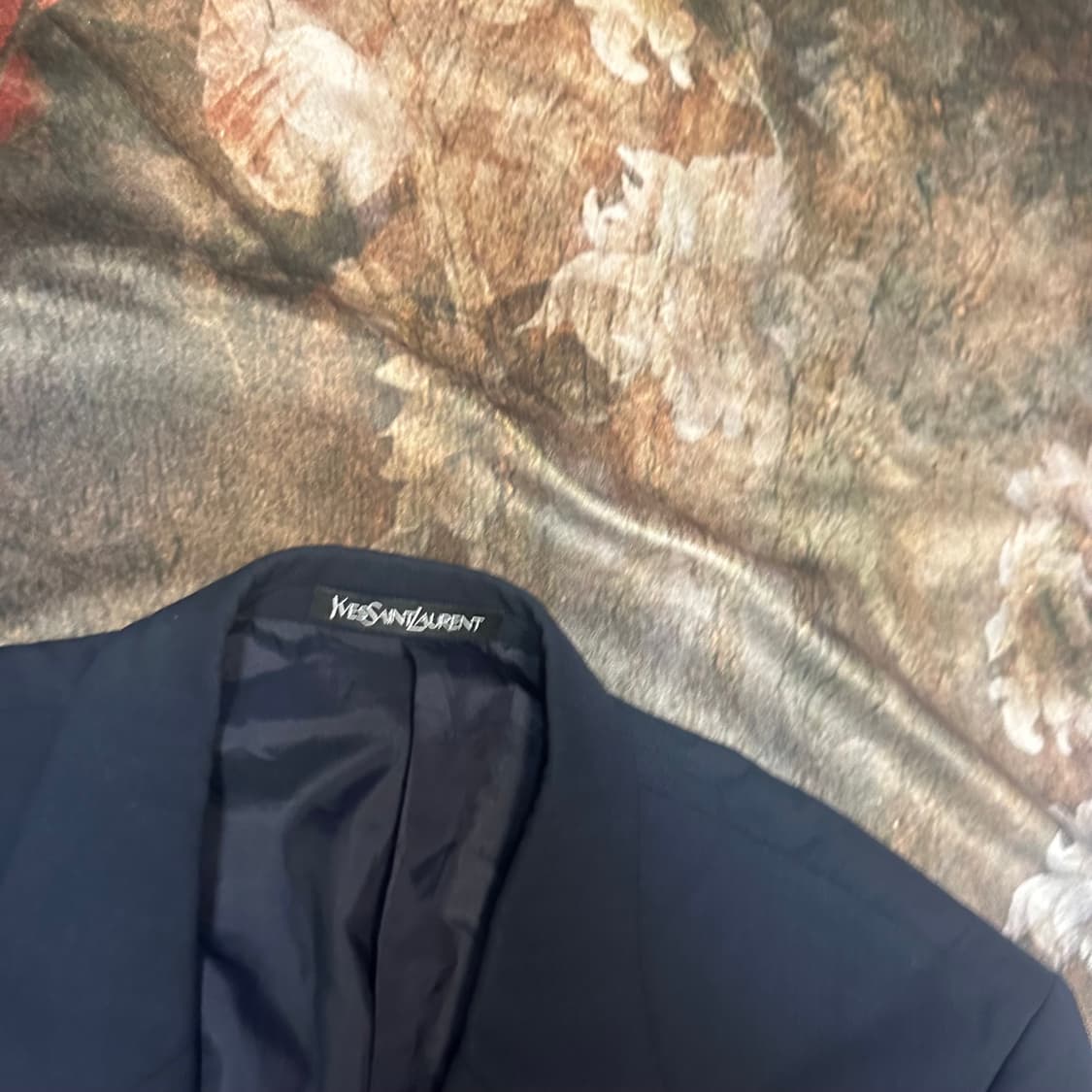 입생로랑 뿌르옴므 캐주얼 울 네이비블레이저 100 상품이미지3