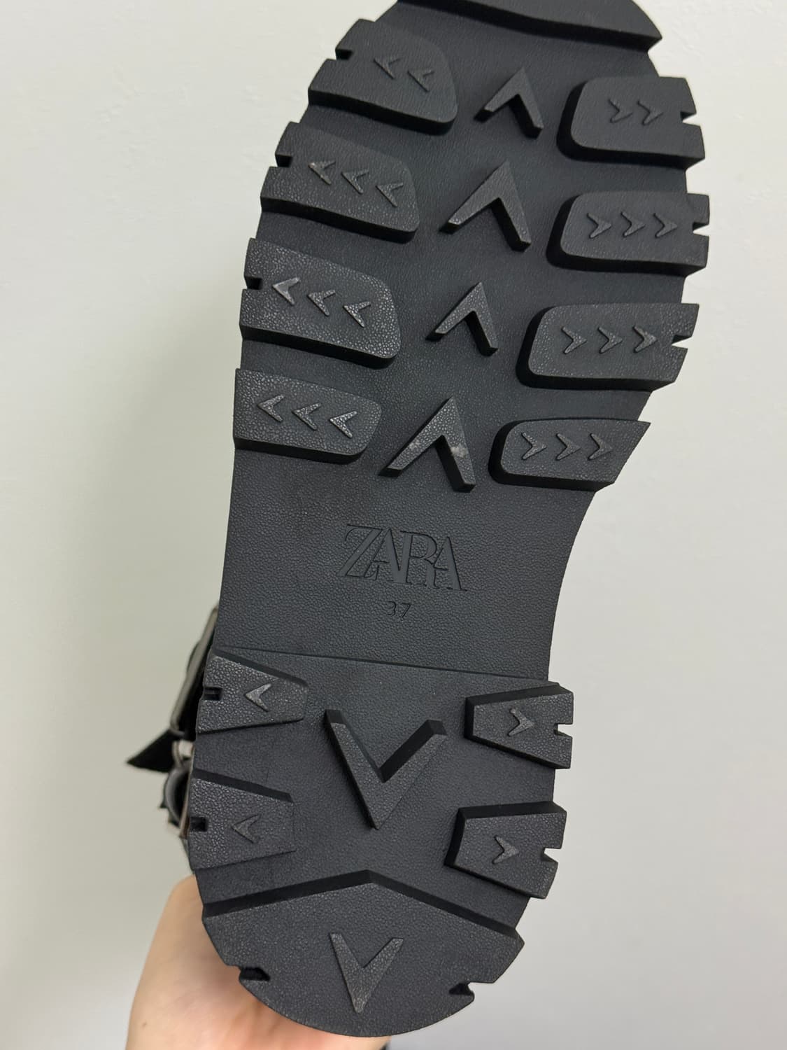 자라 가죽 부츠 상품이미지6