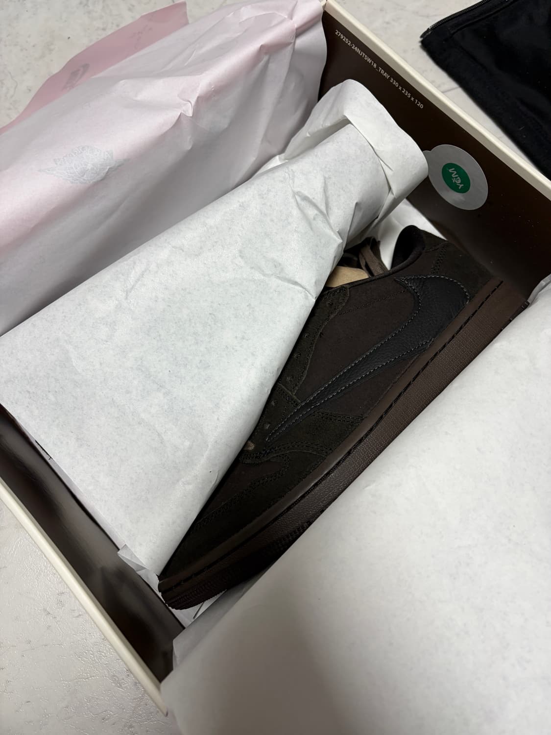 조던 1 x 트래비스 스캇 레트로 로우 OG SP 벨벳 브라운 앤 다크  상품이미지4