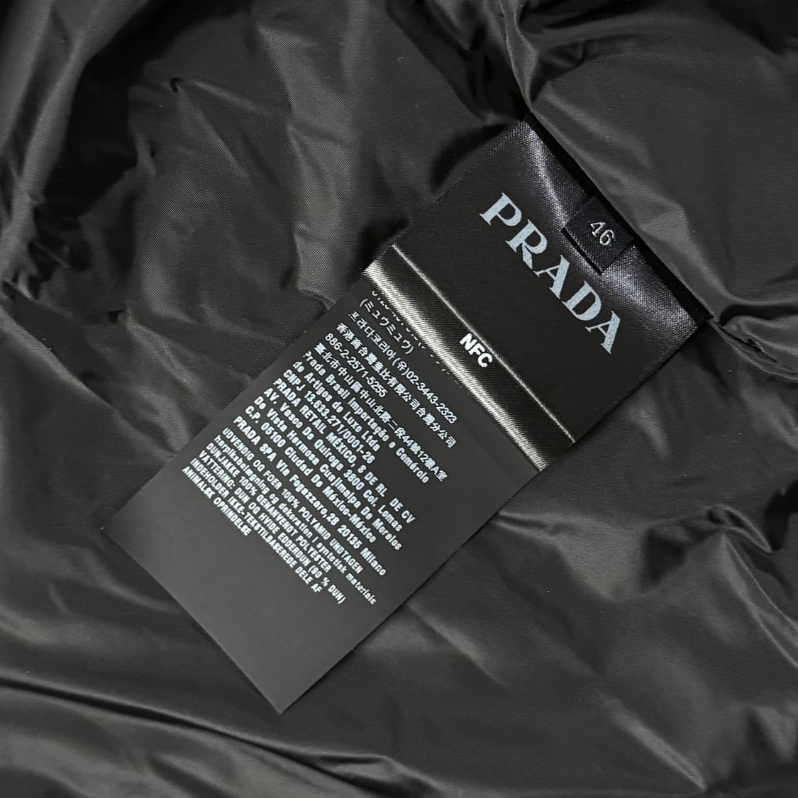 [46/당일출고]프라다 삼각로고 퀄팅 후드 패딩 자켓 상품이미지5