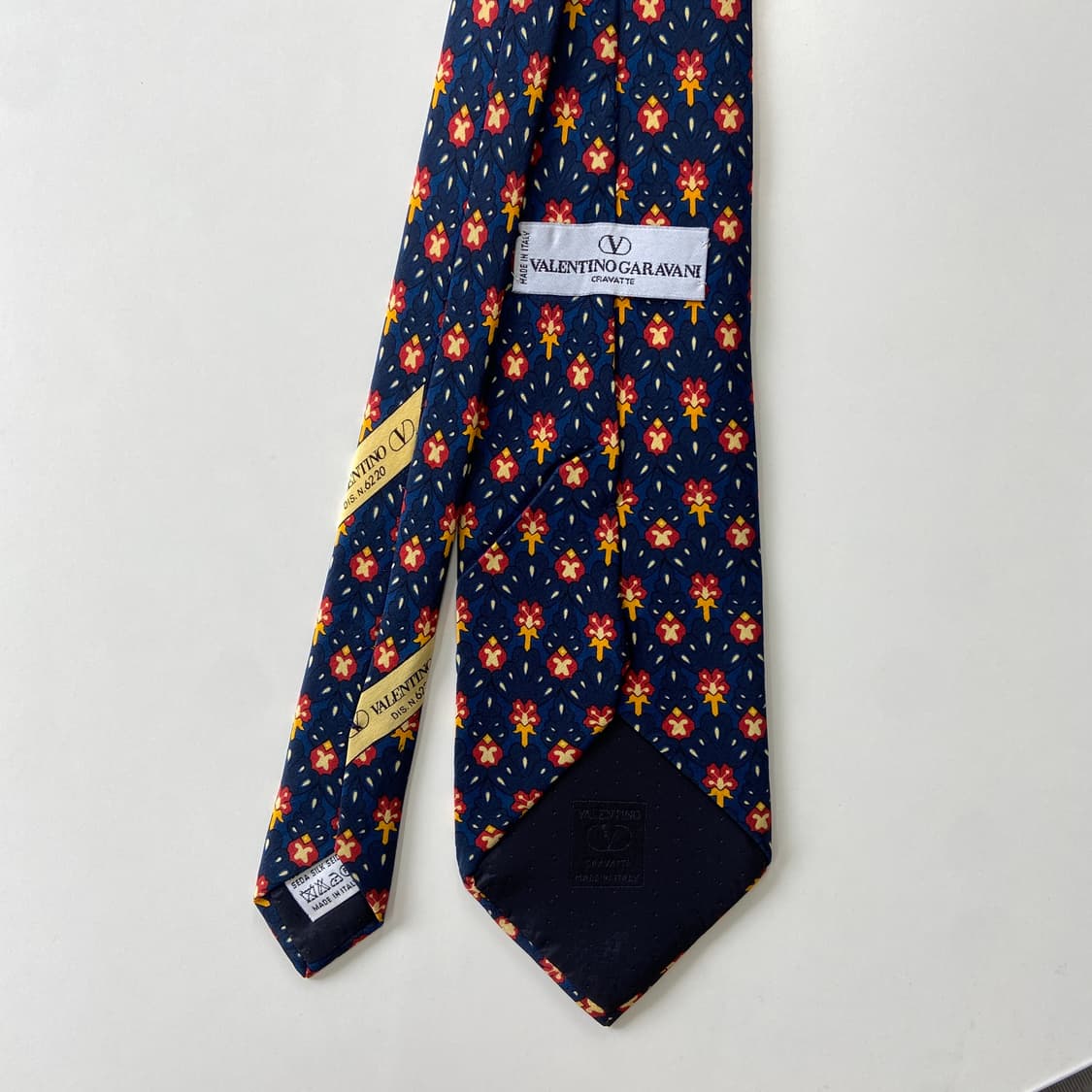 VALENTINO 발렌티노 명품 정품 심플로고 넥타이 상품이미지2