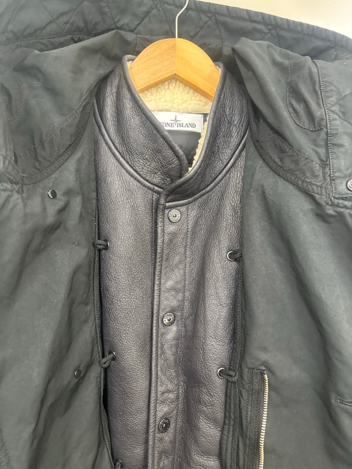 2020 스톤아일랜드 다운 자켓 (탈부착 가능) 정품 상품이미지3