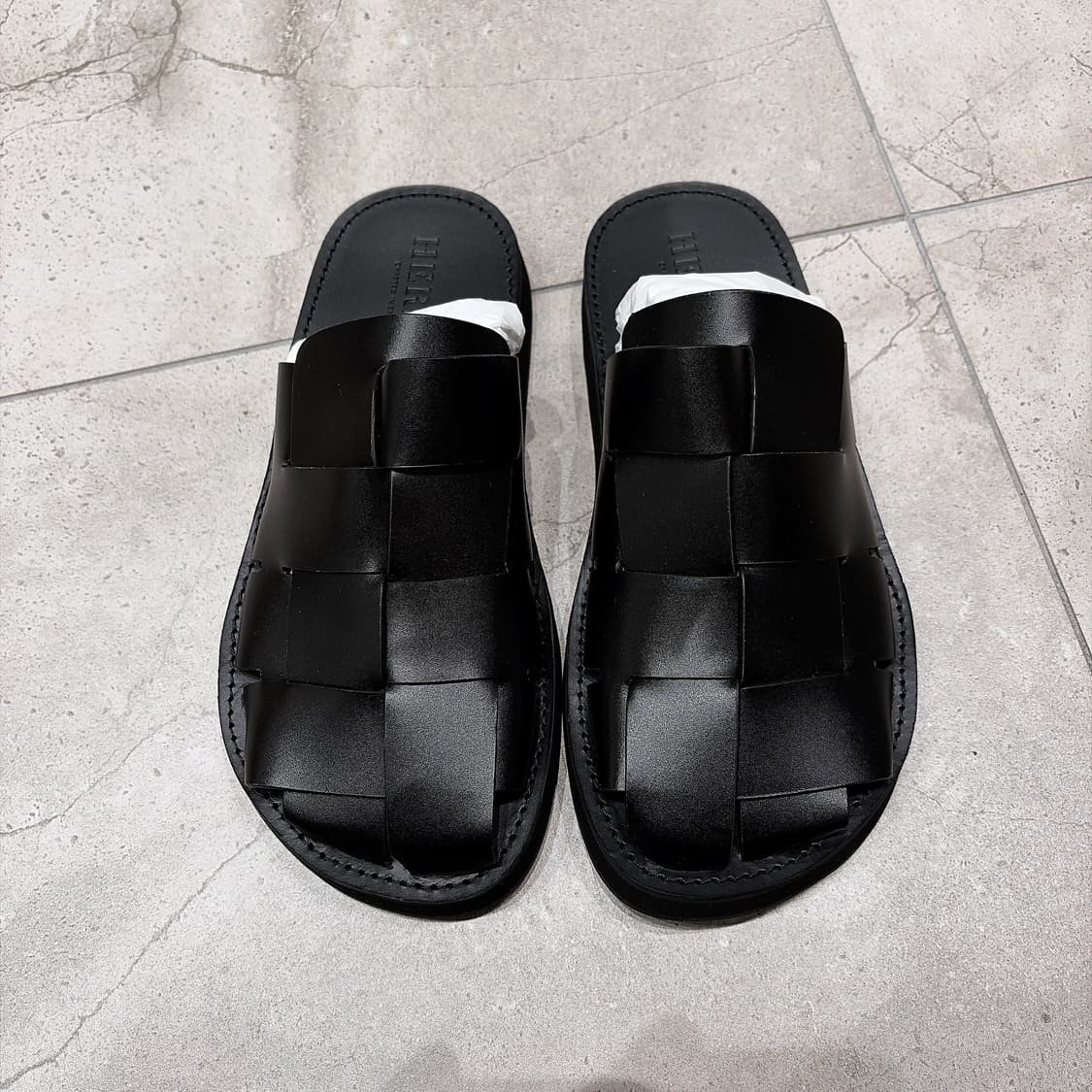 (정품/새상품) HEREU 헤레우 남성 블랙 레더 디라 뮬 샌들 상품이미지1