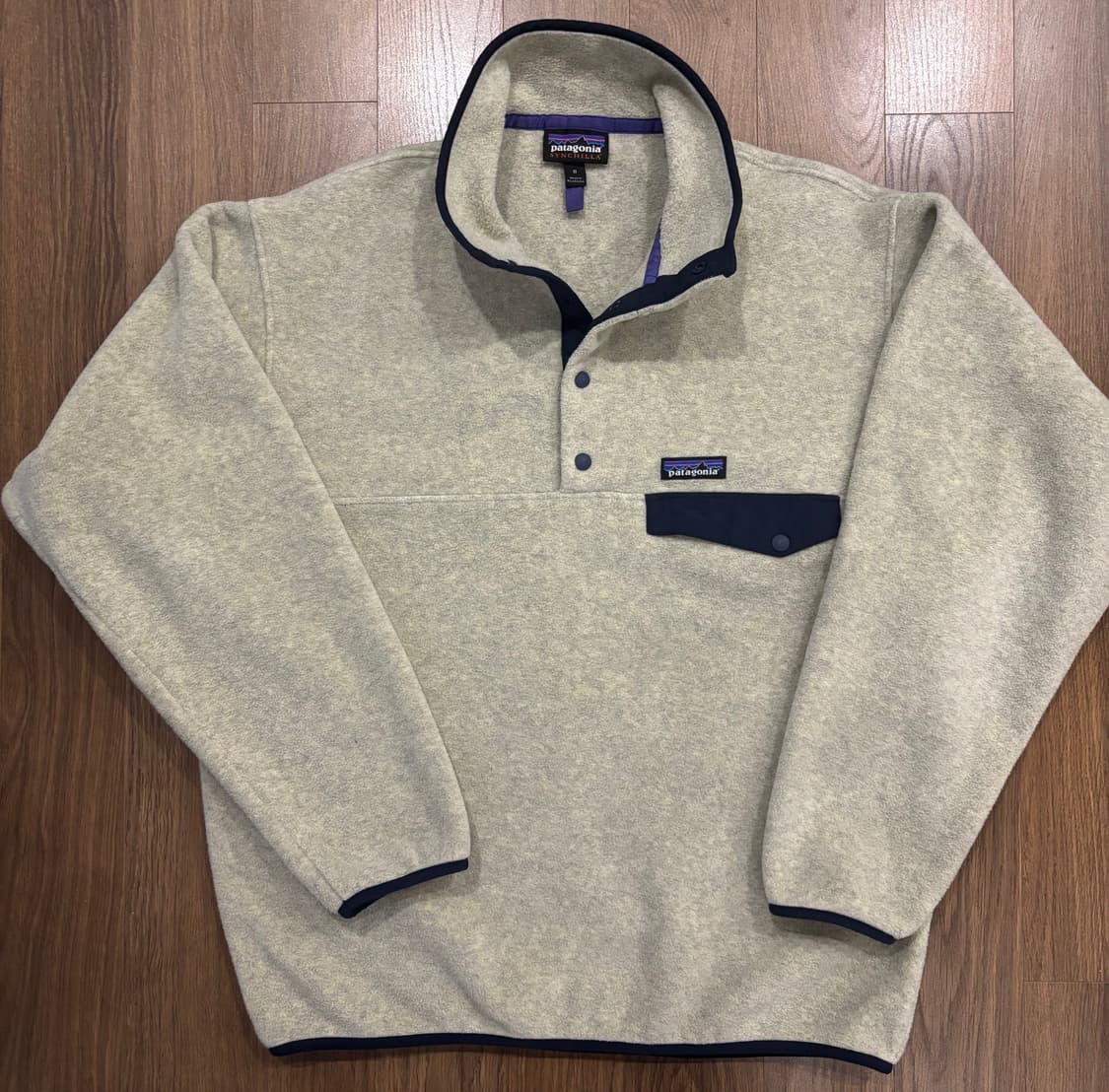 파타고니아 헤비웨이트 신칠라 오트밀 M사이즈 상품이미지4