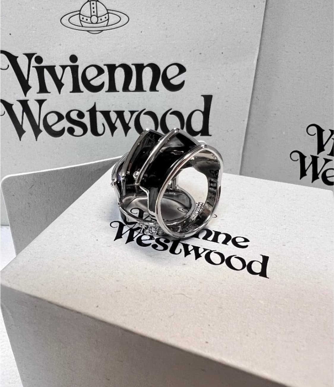 비비안웨스트우드 아카이브 블랙실버 아르테미스 너클링 반지 상품이미지3