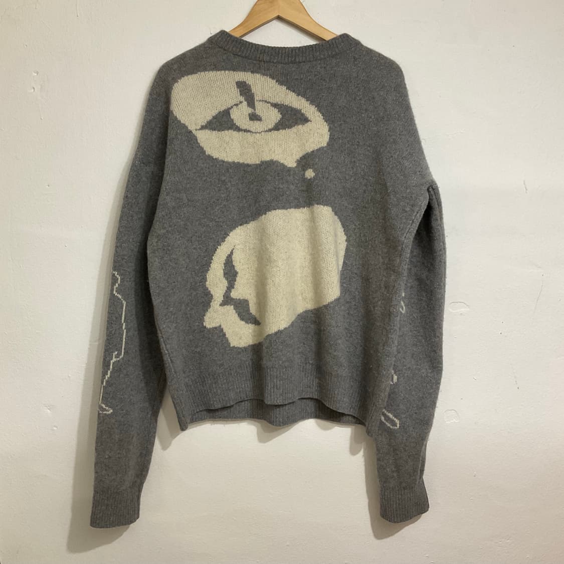 토니웩 오버사이즈 그래픽 니트 상품이미지1