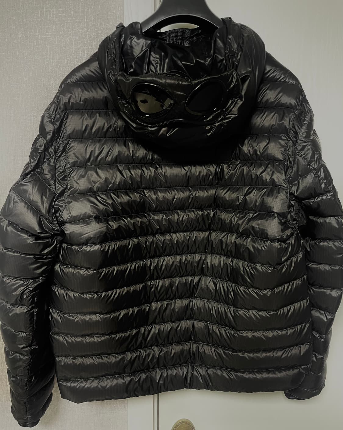 25 fw CP 컴퍼니 DD쉘 다운 자켓 블랙 상품이미지3
