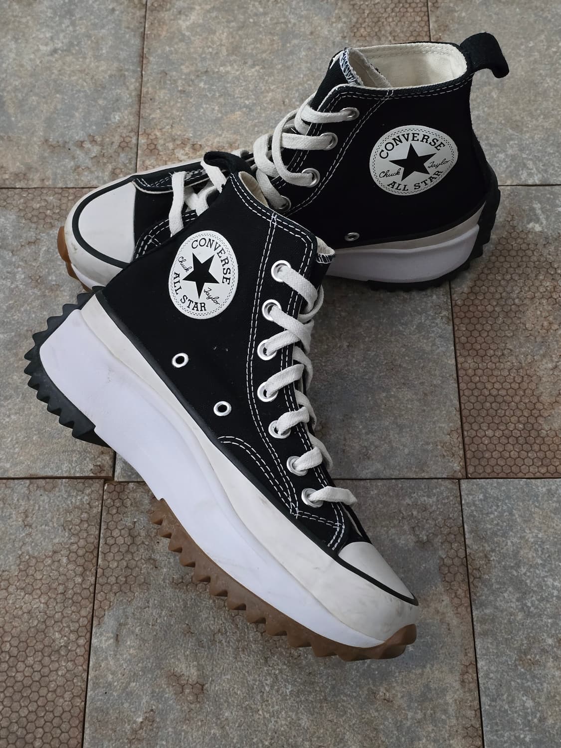 (225)컨버스 런스타 하이크 하이 검흰  상품이미지4