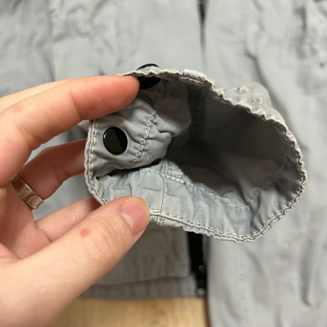 스톤 아일랜드 113WN 올드이펙트 오버셔츠 그레이 상품이미지6