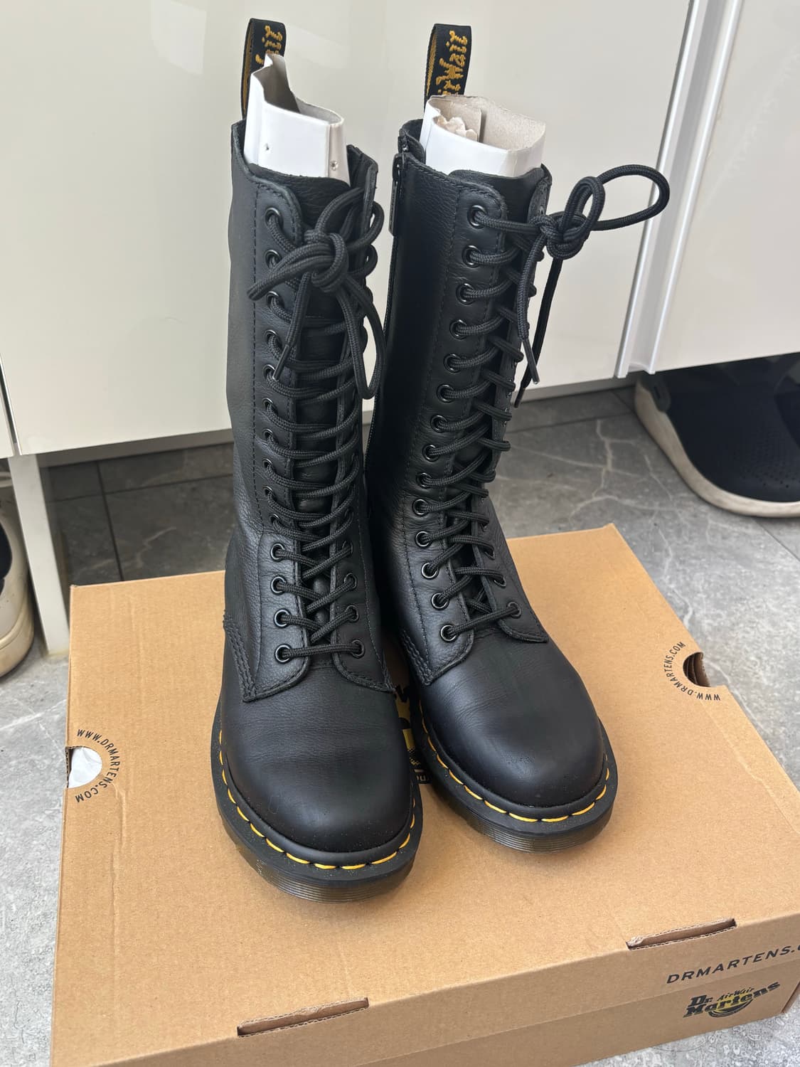 닥터마틴 1B99 UK5 240 상품이미지4