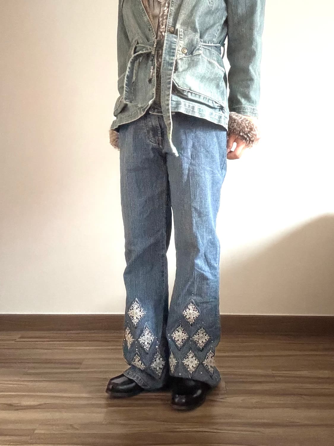 레이스 부츠컷 데님 팬츠 상품이미지1