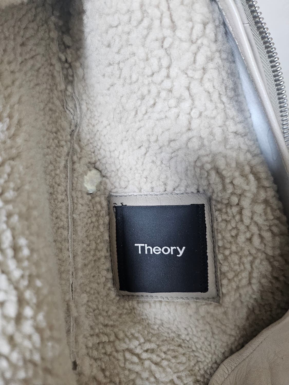 Theory 띠어리 베이지 양털 무스탕 자켓 상품이미지7