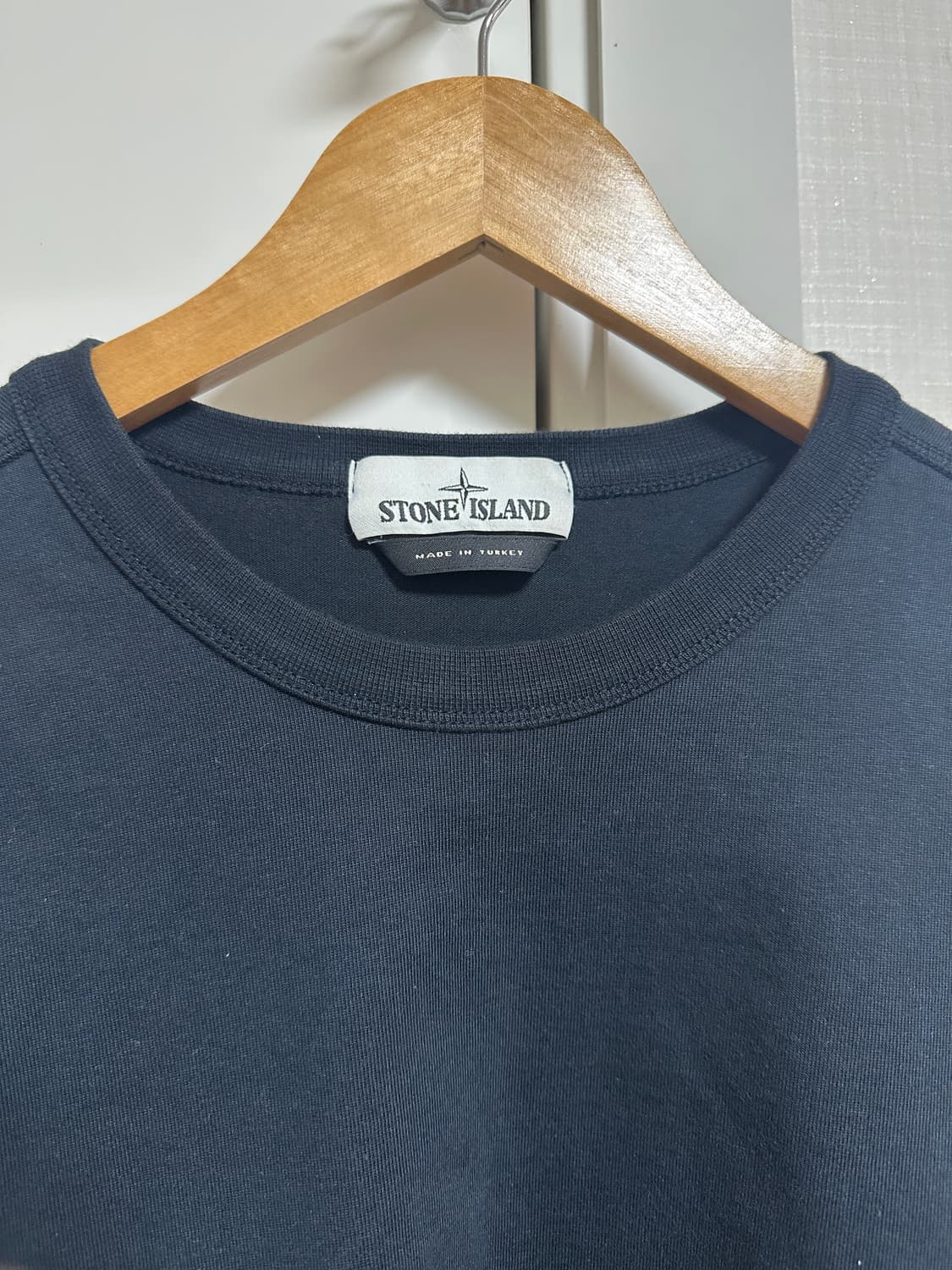 스톤아일랜드 블랙 롱슬리브 XL 상품이미지4