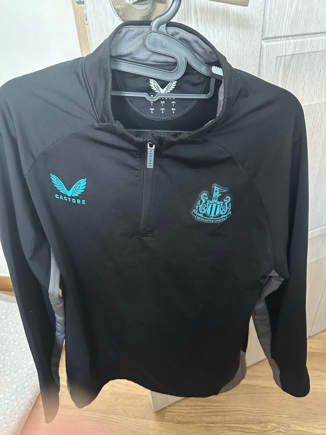 뉴캐슬 트레이닝 탑 라지사이즈 상품이미지1