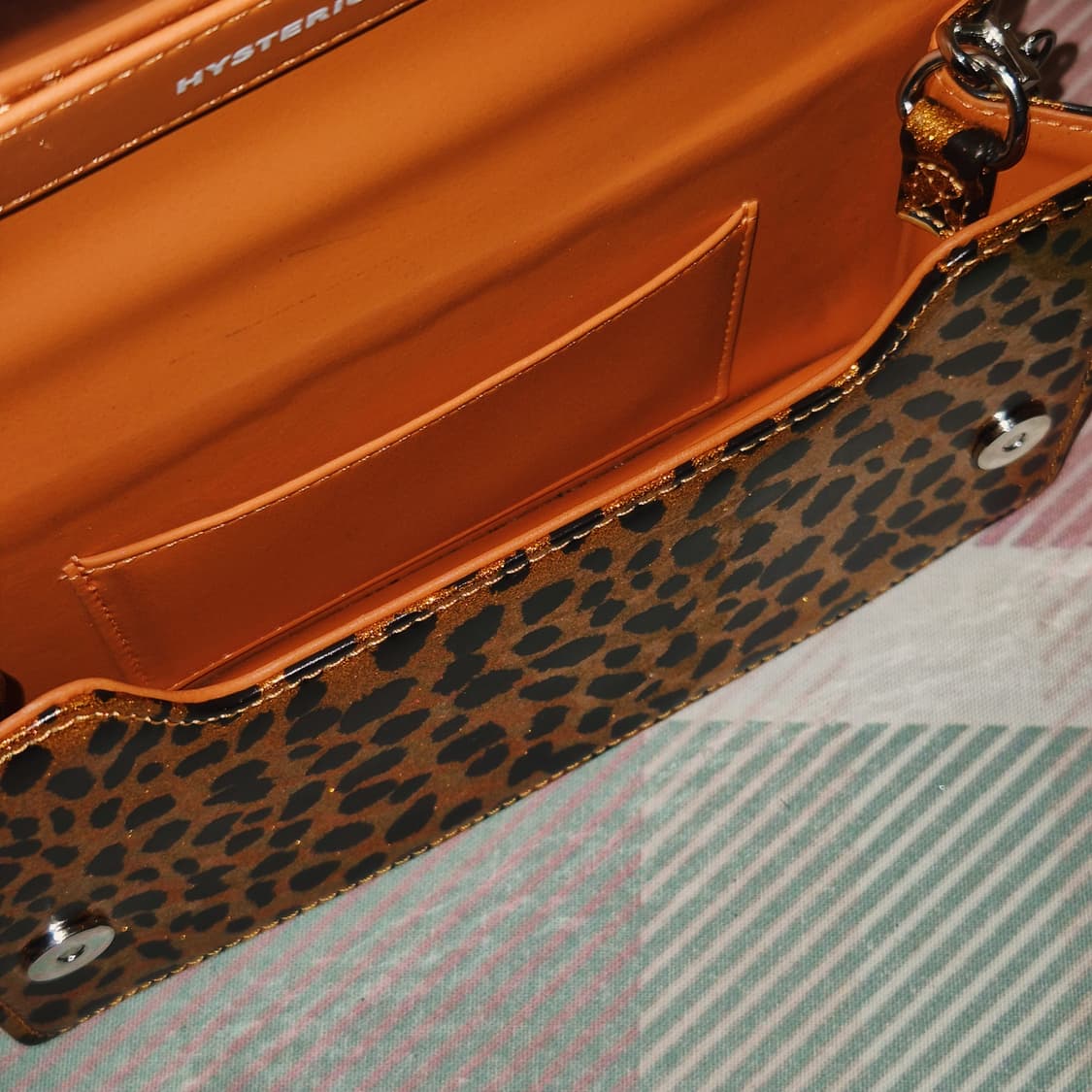 히스테릭글래머 레오파드 에나멜 크로스 숄더백 상품이미지10