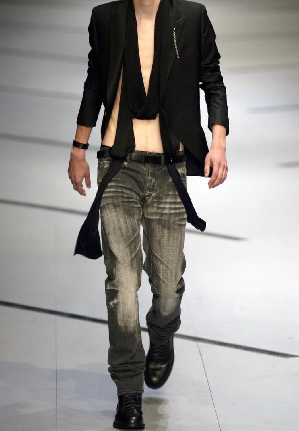 디올옴므 클로우 마크 진 상품이미지1