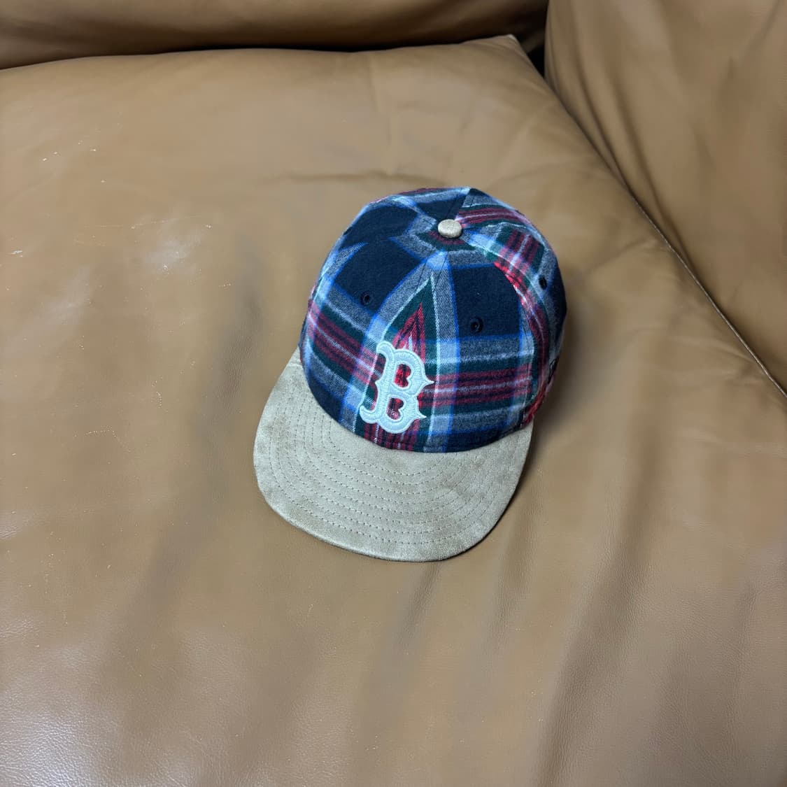 빔즈 뉴에라 9Fifty 볼캡 모자 스웨이드 바이저 잉글랜드 체크 상품이미지1