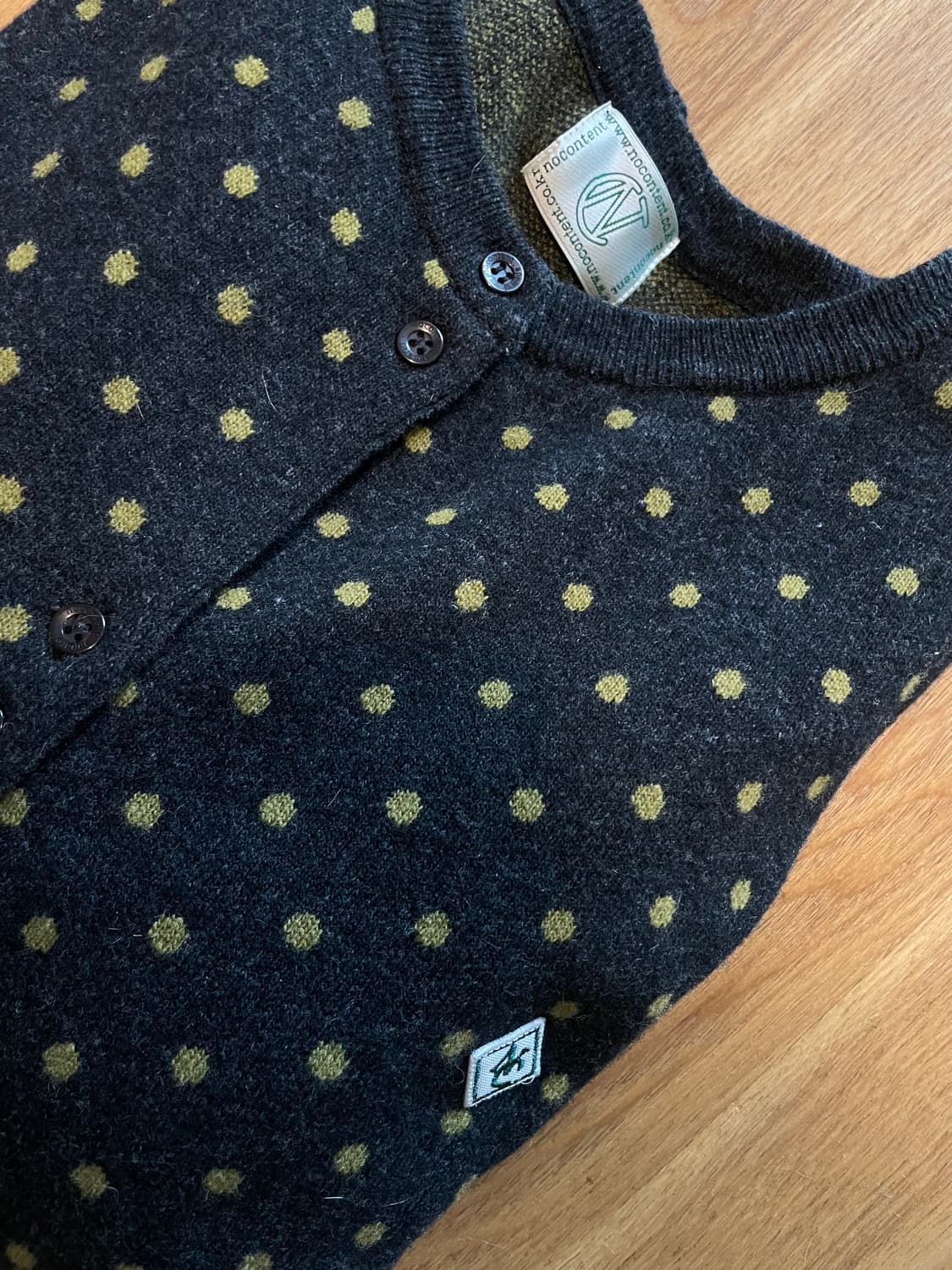 노컨텐츠 dot cardigan charcol 상품이미지4
