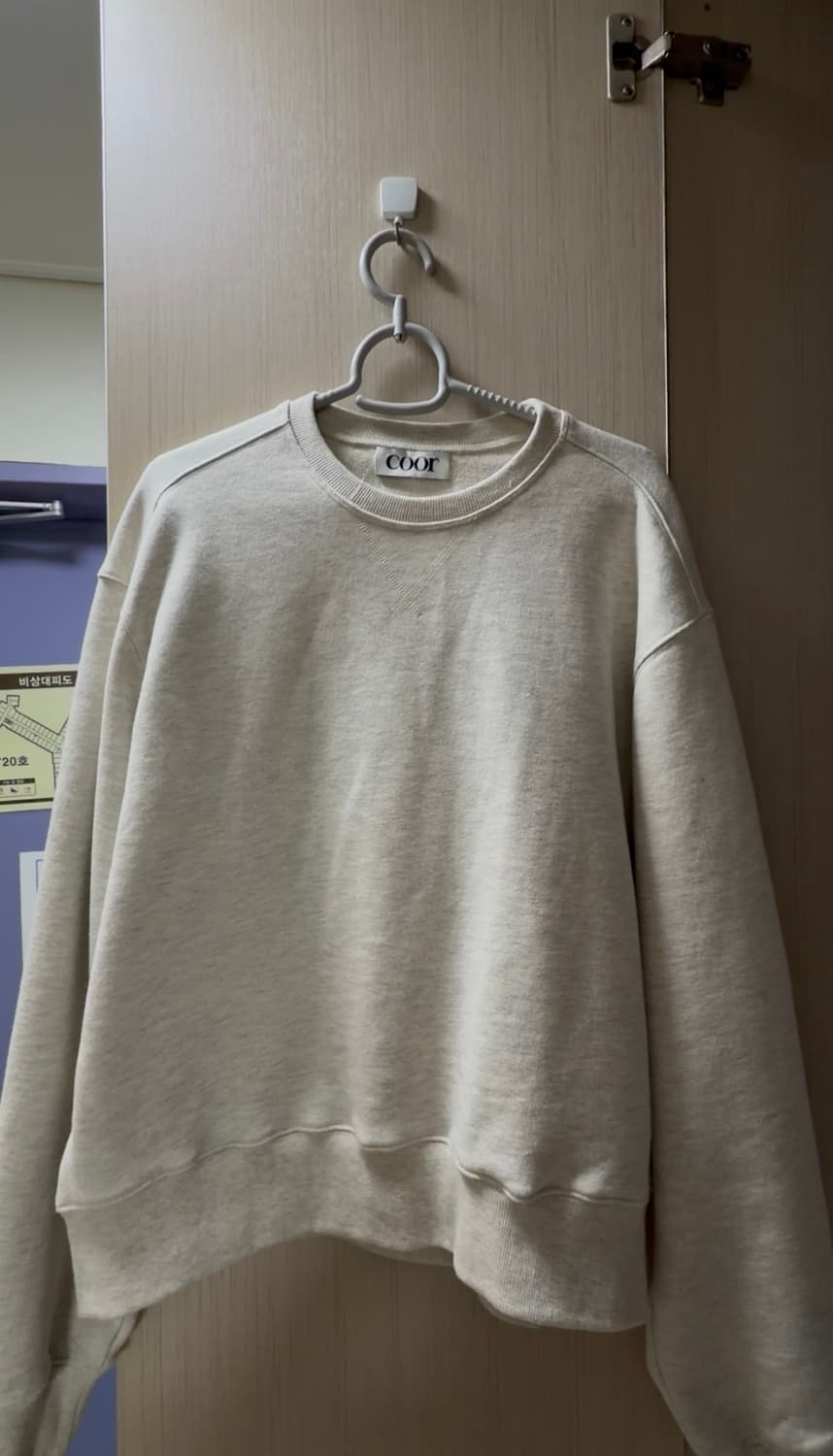 Coor 베이지 맨투맨 95 상품이미지1