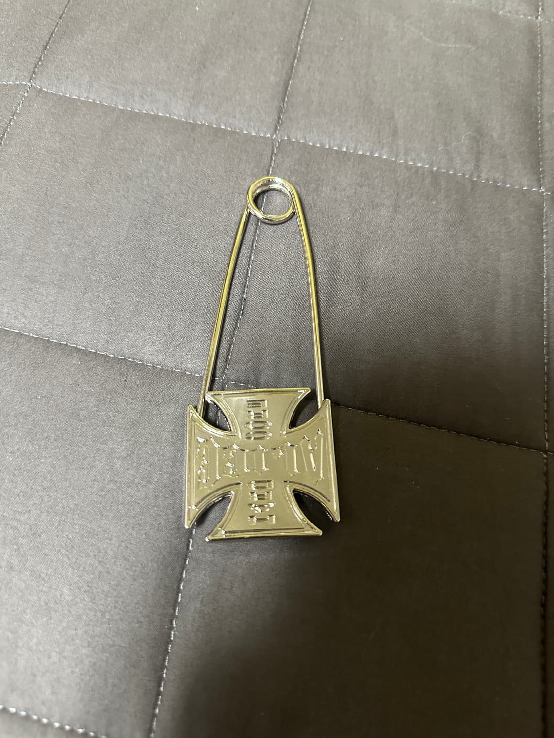 XXXL SAFETY PIN 상품이미지1