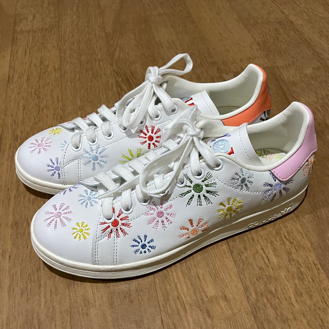 아디다스 스탠스미스 프라이드 스니커즈 255-250 상품이미지3