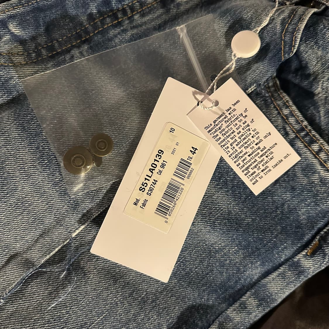 [42/44] Margiela 마르지엘라 리 사이클 데님진 워시드 블루 상품이미지3