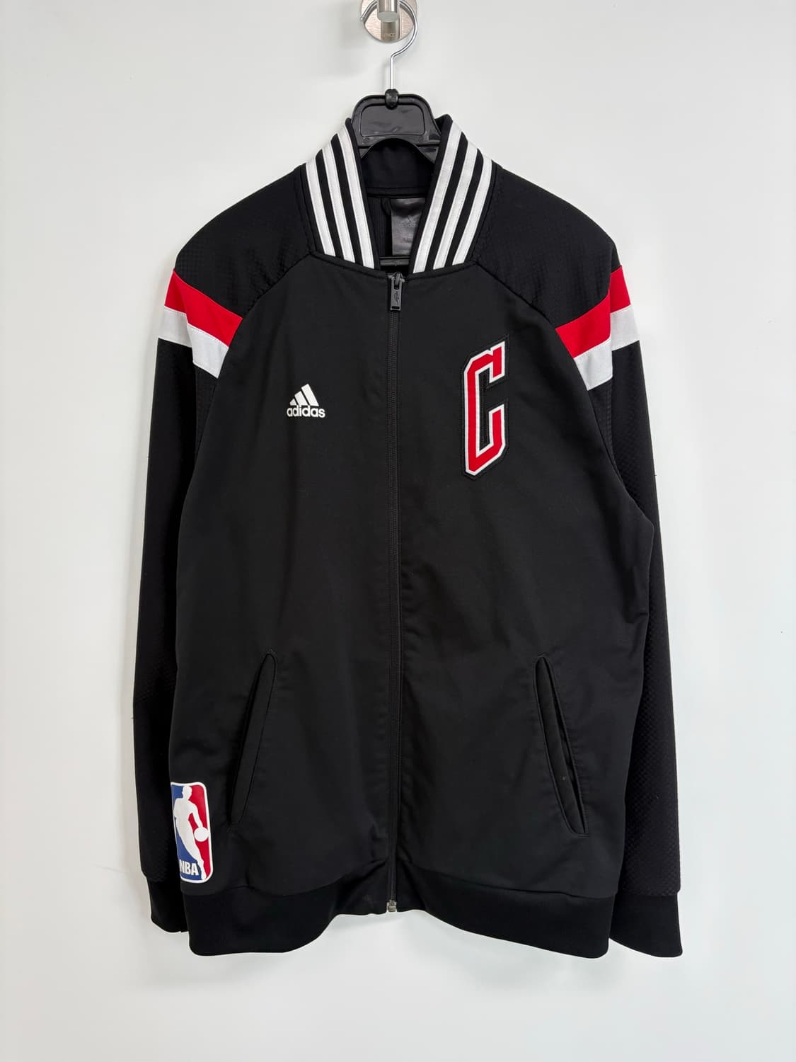 아디다스 NBA 시카고불스 블랙 트랙 져지 상품이미지2