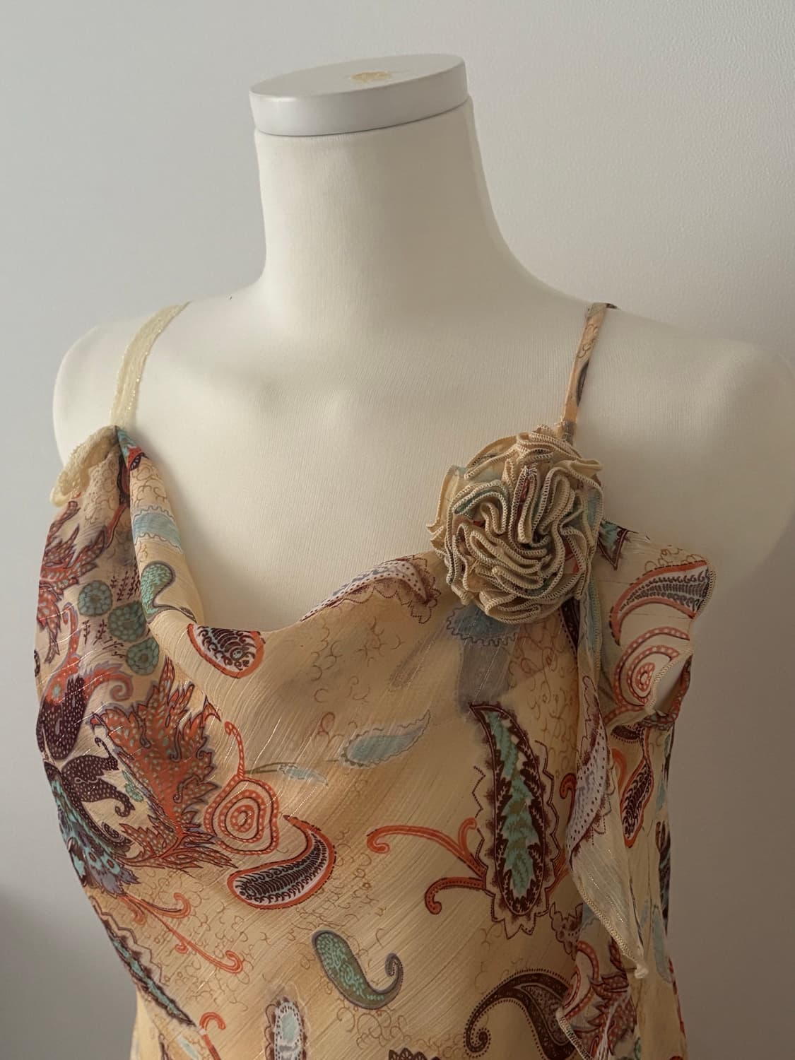 빈티지 오리엔탈 페이즐리 레이어드 플라워 슬리브리스 상품이미지3