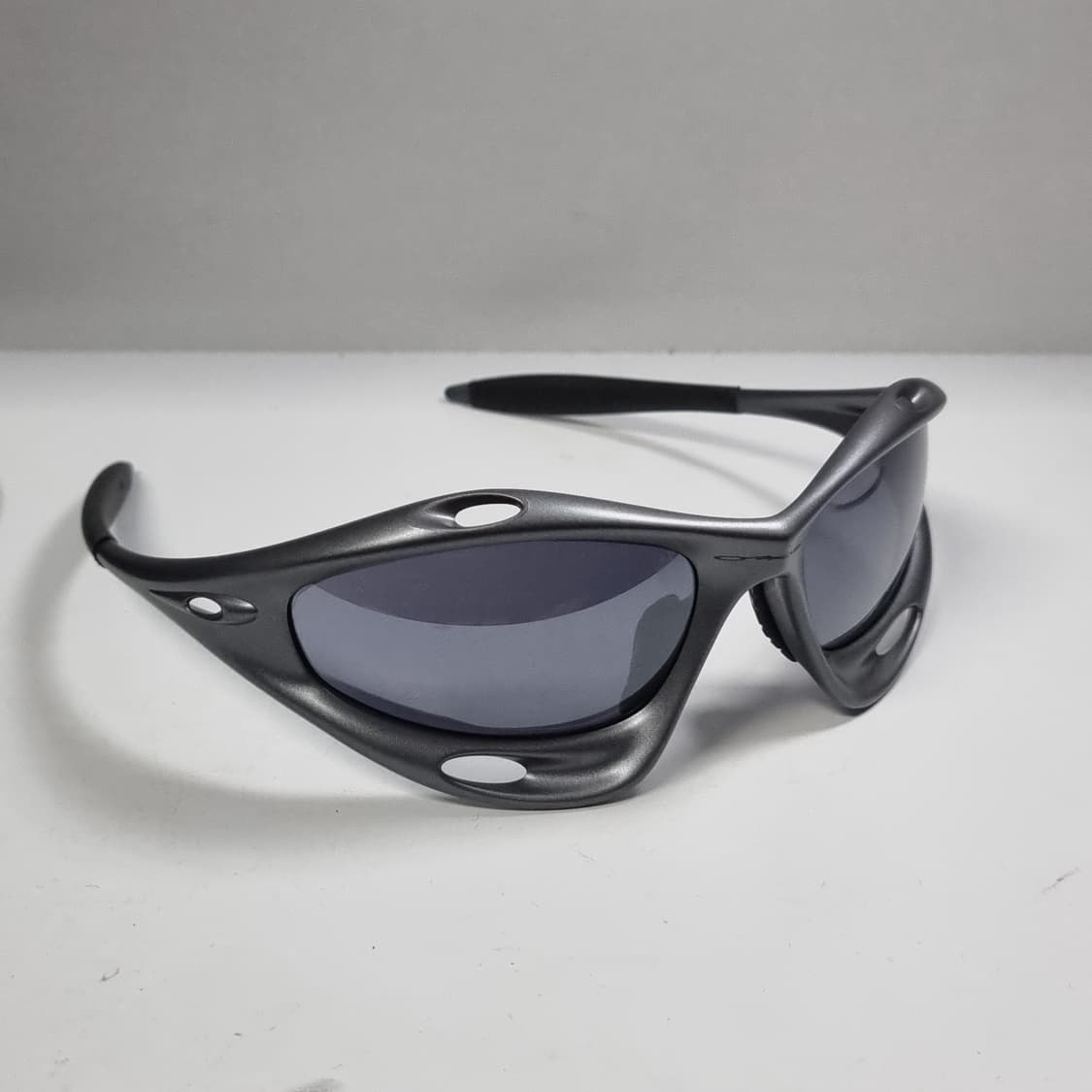 오클리 프로 레이싱자켓 메탈릭 다크그레이 미사용 상품이미지4