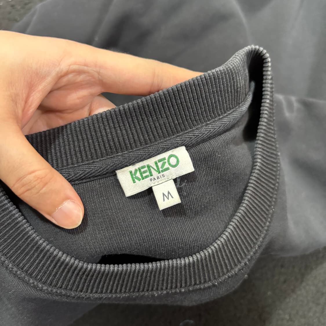 M 겐조 KENZO 블랙 타이거 맨투맨 상품이미지4