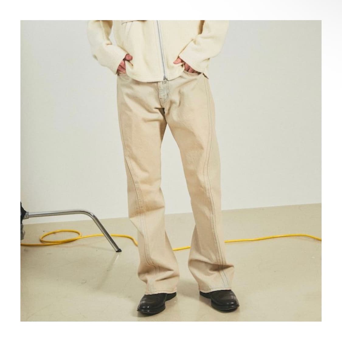 [3, 새상품]NVRFRGT 네버포겟 3D 라이트 페이디드 트위스트 진 상품이미지1