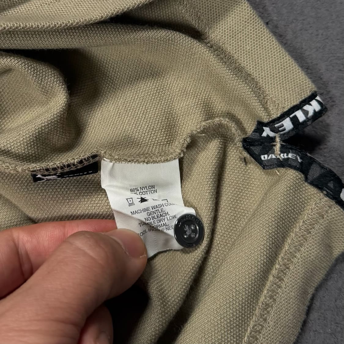 OAKLEY 오클리 미들로고 베이지 반팔 카라티  상품이미지6