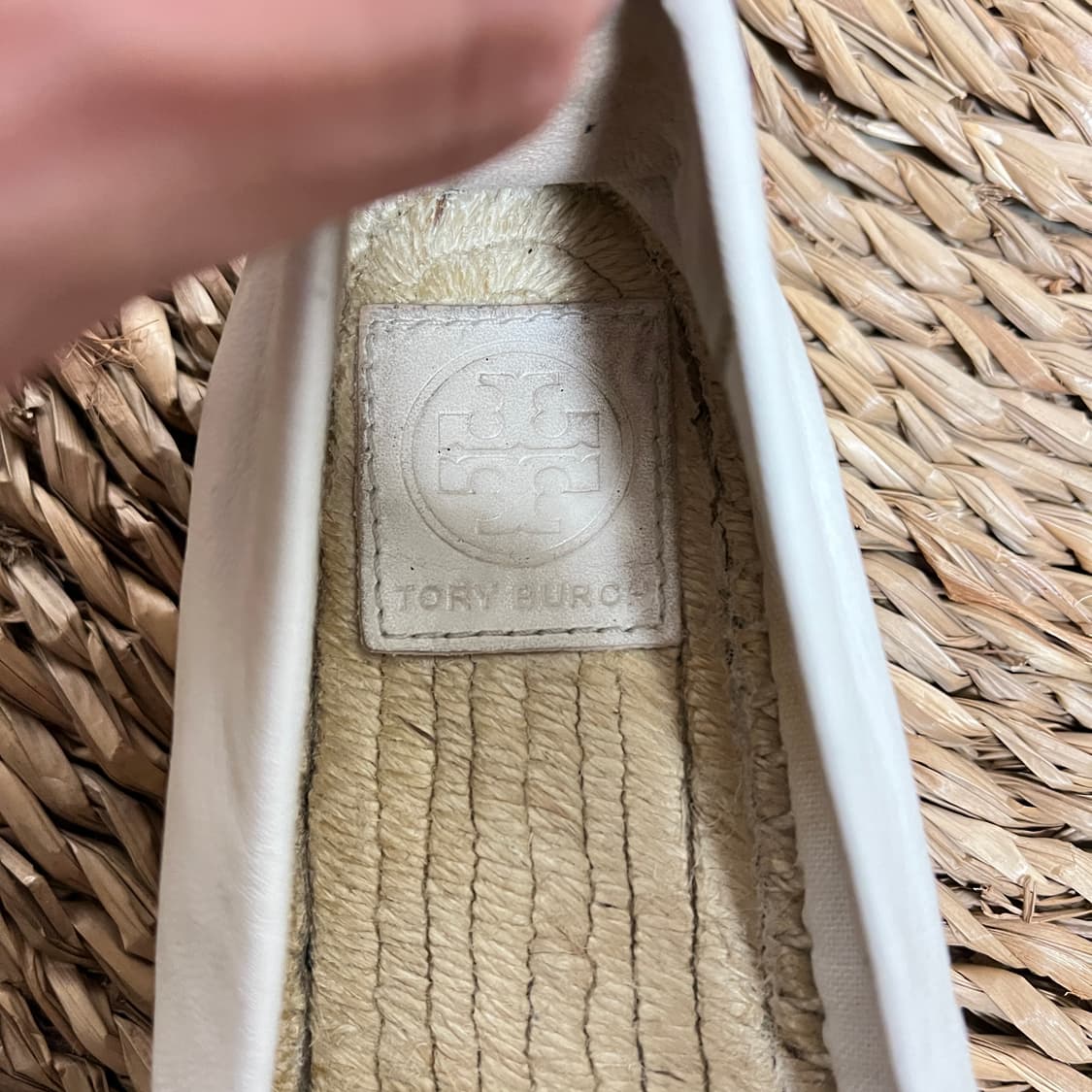 (245mm) 토리버치 에스파드 슬립온 플랫슈즈 화이트/블랙 상품이미지4