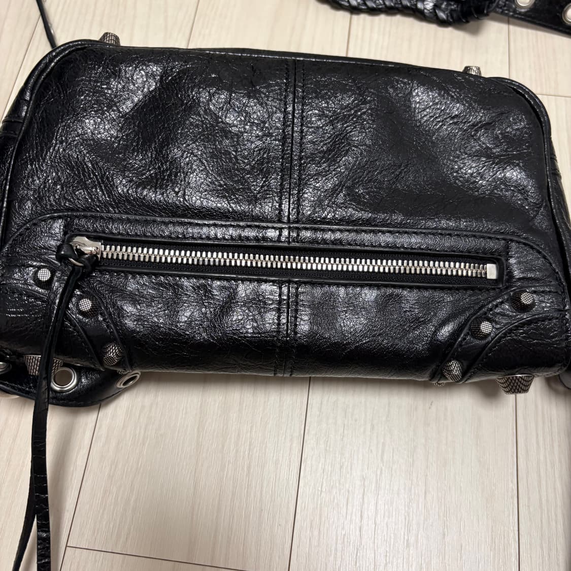 발렌시아가 르카골 플랩백 xs 상품이미지4