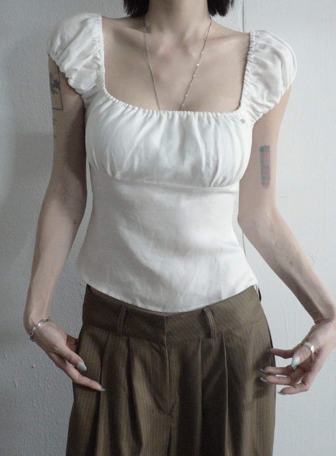 Pale Jade Square Neck Puff BL - Basic 상품이미지3