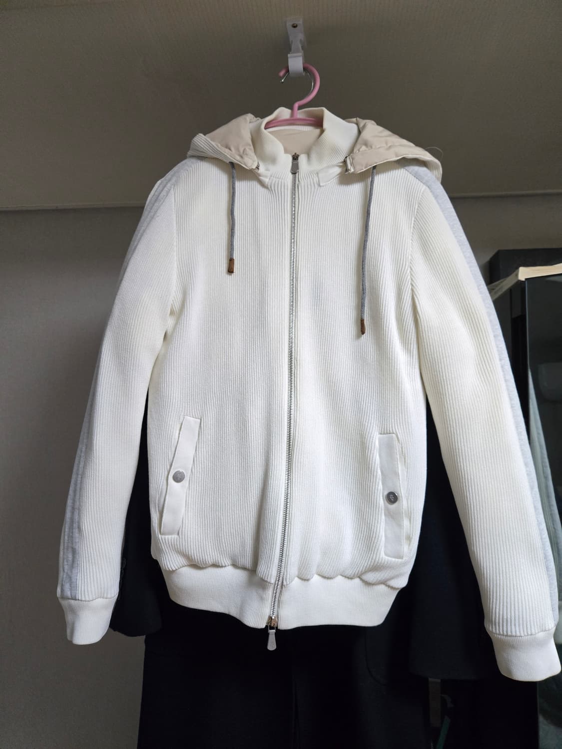 일레븐티(eleventy)플레티넘 구스다운 필링 상품이미지1