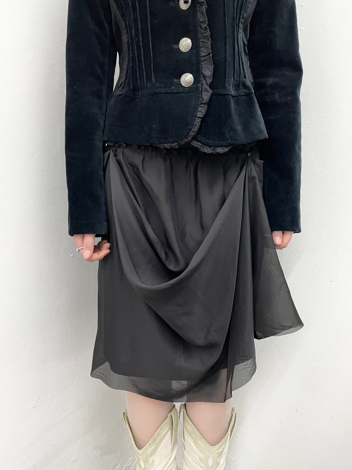 블랙 아방가르드 드레이프 시어 스커트 상품이미지3