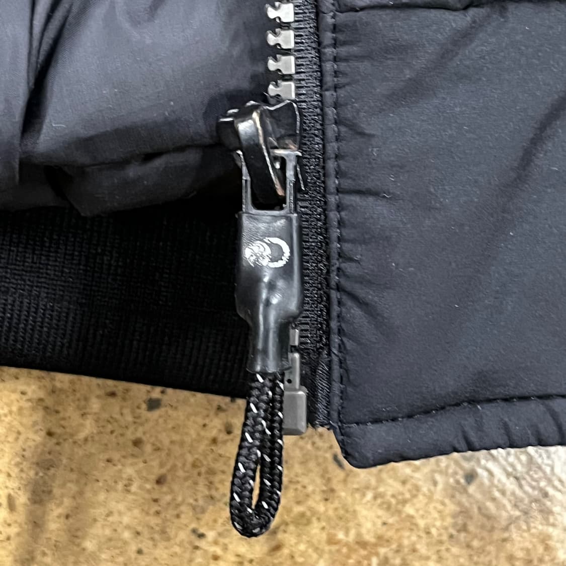 [정품/100] 디스커버리 경량 패딩 블랙 점퍼 b14 상품이미지7