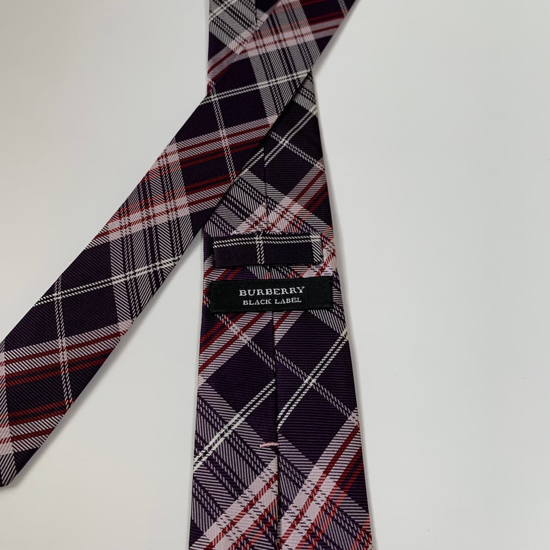 버버리(BURBERRY) 노바체크 슬림넥타이 블랙라벨 최상급 7cm 상품이미지5