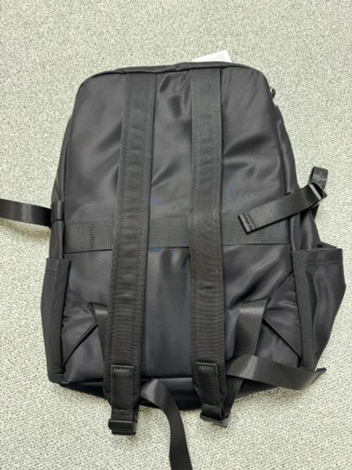 새상품)룰루레몬 뉴크루 백팩 블랙 22L 상품이미지3