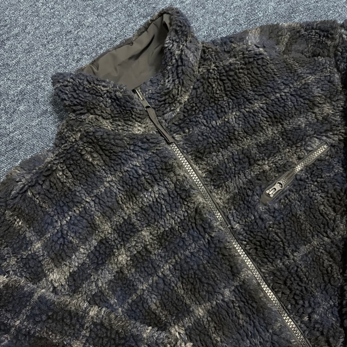 헤지스 HIS 리버시블 플리스 점퍼 상품이미지3