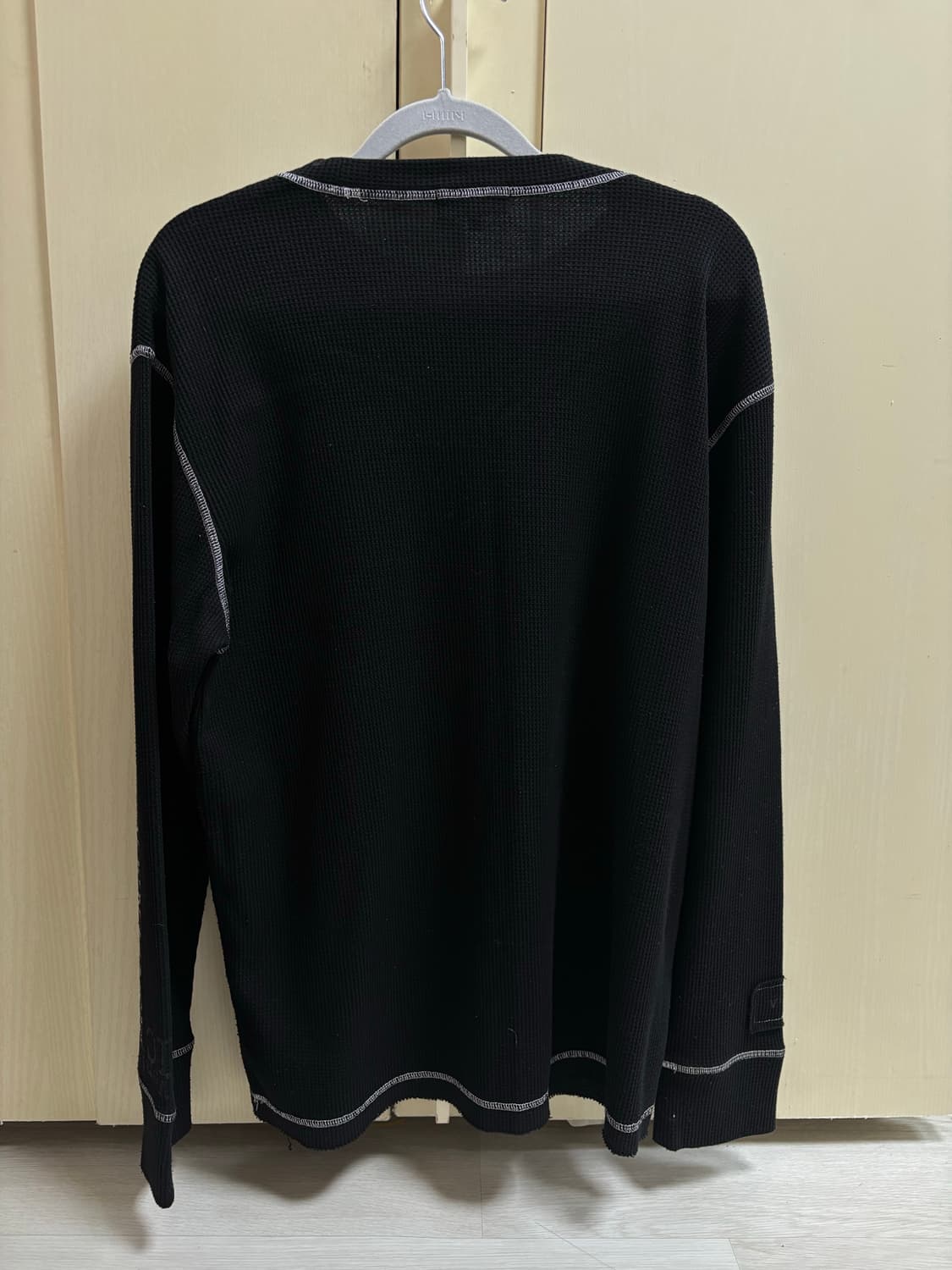 venicew 블랙 긴팔 티셔츠 상품이미지7