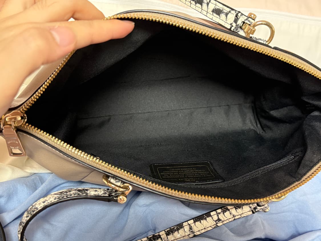 코치 토트 크로스백 베이지 상품이미지5